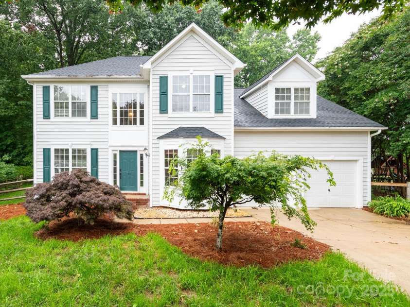 172 Foxtail Drive, Mooresville, NC 28117.  MLS# CAR4219520, YatesRealty ID 15304. 