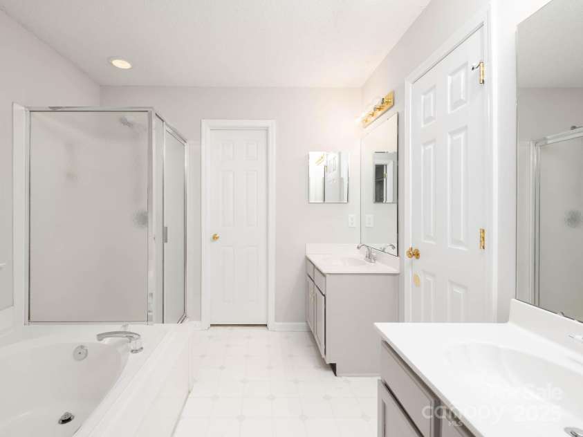 172 Foxtail Drive, Mooresville, NC 28117.  MLS# CAR4219520, YatesRealty ID 15304. 