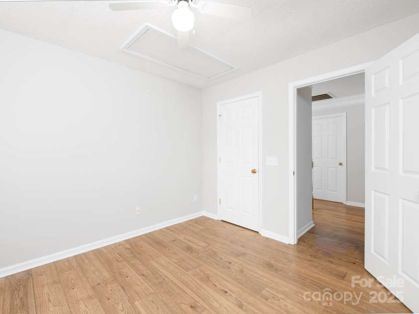 172 Foxtail Drive, Mooresville, NC 28117.  MLS# CAR4219520, YatesRealty ID 15304. 