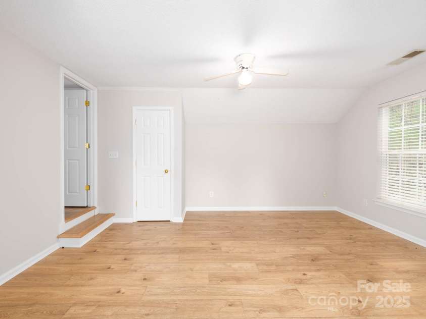 172 Foxtail Drive, Mooresville, NC 28117.  MLS# CAR4219520, YatesRealty ID 15304. 