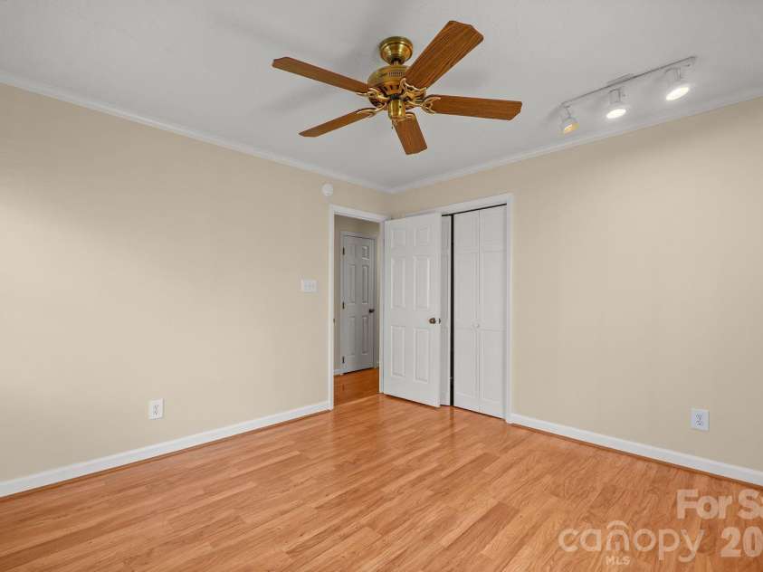 7737 Ridgeloch Place, Charlotte, NC 28226.  MLS# CAR4357956, YatesRealty ID 15304. 