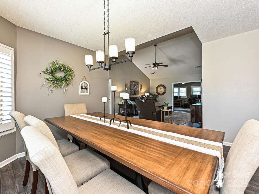 202 Cameron Drive, Kings Mountain, NC 28086.  MLS# CAR4260301, YatesRealty ID 15305. Formal Dining Room