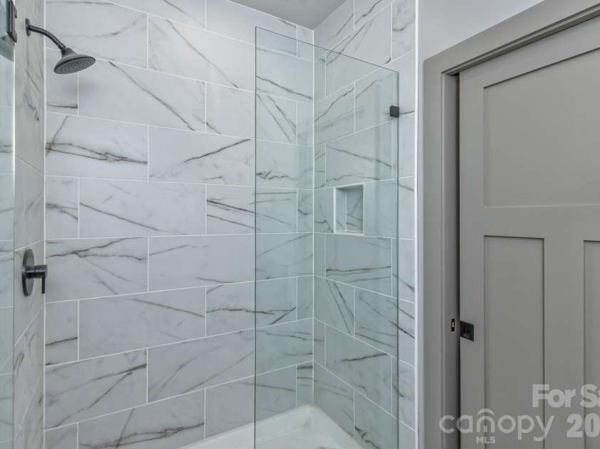 235 EDGEWOOD Road, Asheville, NC 28803.  MLS# CAR4362301, YatesRealty ID 15305. 