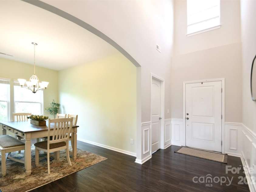 104 Rockridge Point Drive, Mooresville, NC 28117.  MLS# CAR4259415, YatesRealty ID 15306. 