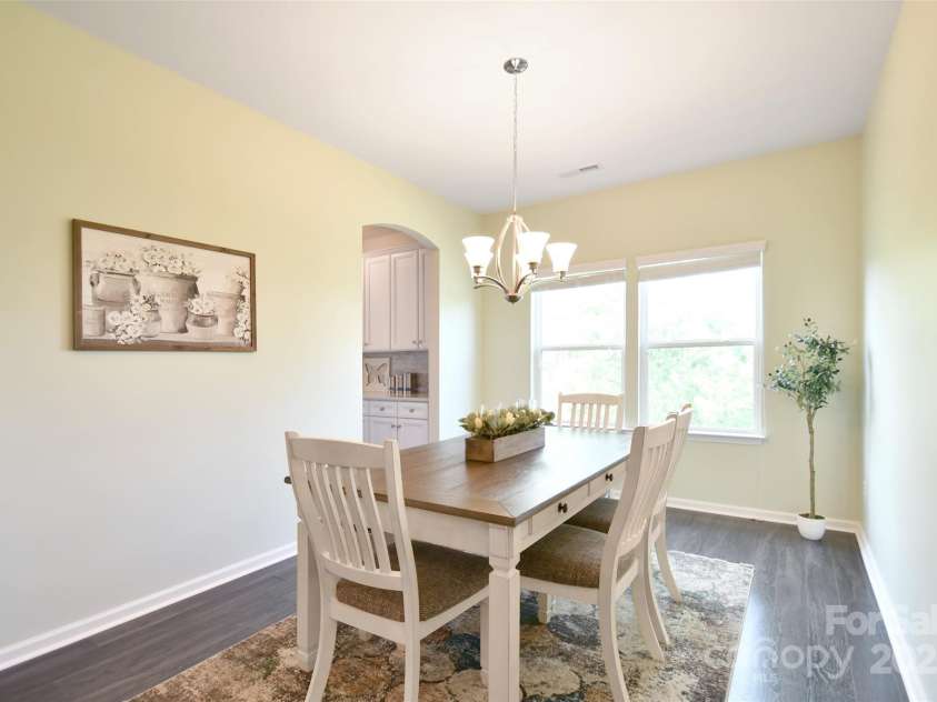 104 Rockridge Point Drive, Mooresville, NC 28117.  MLS# CAR4259415, YatesRealty ID 15306. 