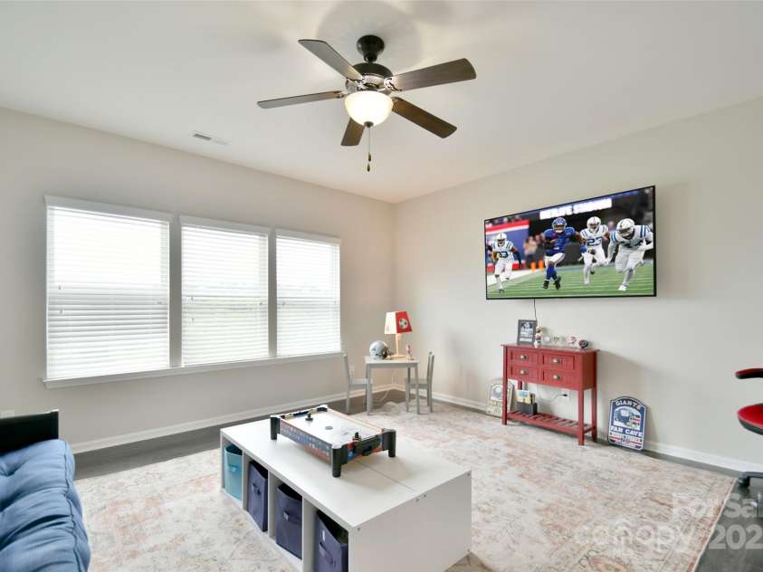 104 Rockridge Point Drive, Mooresville, NC 28117.  MLS# CAR4259415, YatesRealty ID 15306. 