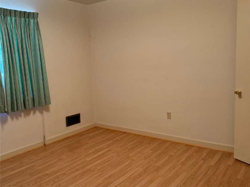 3532 16th Street, Hickory, NC 28601.  MLS# CAR4304776, YatesRealty ID 15309. Bedroom 2