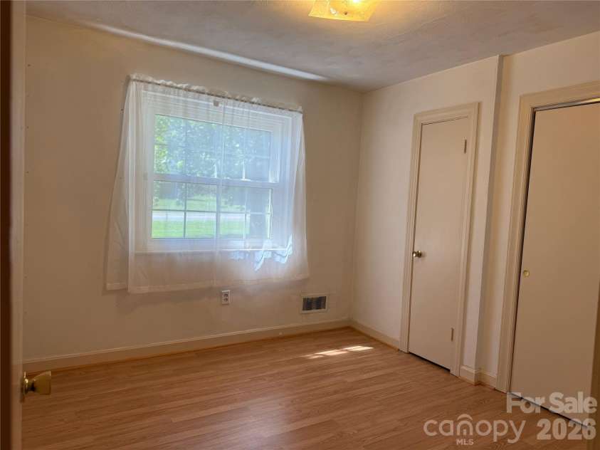 3532 16th Street, Hickory, NC 28601.  MLS# CAR4304776, YatesRealty ID 15309. Bedroom 3 with two closets