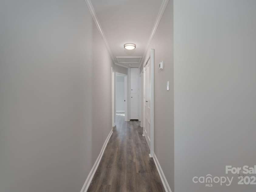 910 Mcdow Drive, Rock Hill, SC 29732.  MLS# CAR4225731, YatesRealty ID 15309. 