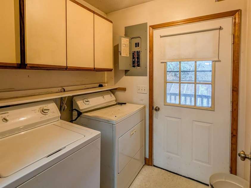 77 Griffith Branch Road, Green Mountain, NC 28740.  MLS# CAR4328405, YatesRealty ID 1531. 