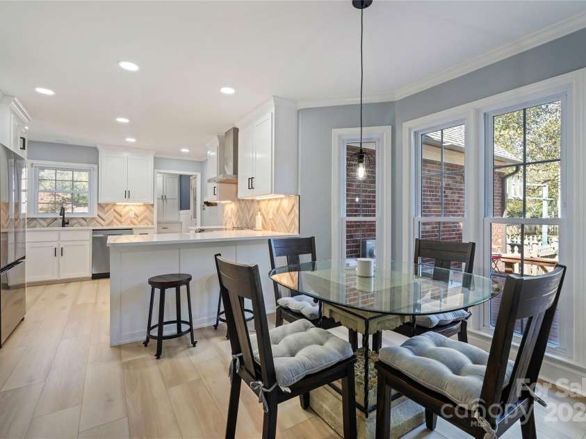 810 Woodmoore Lane, Kannapolis, NC 28081.  MLS# CAR4190520, YatesRealty ID 1531. 