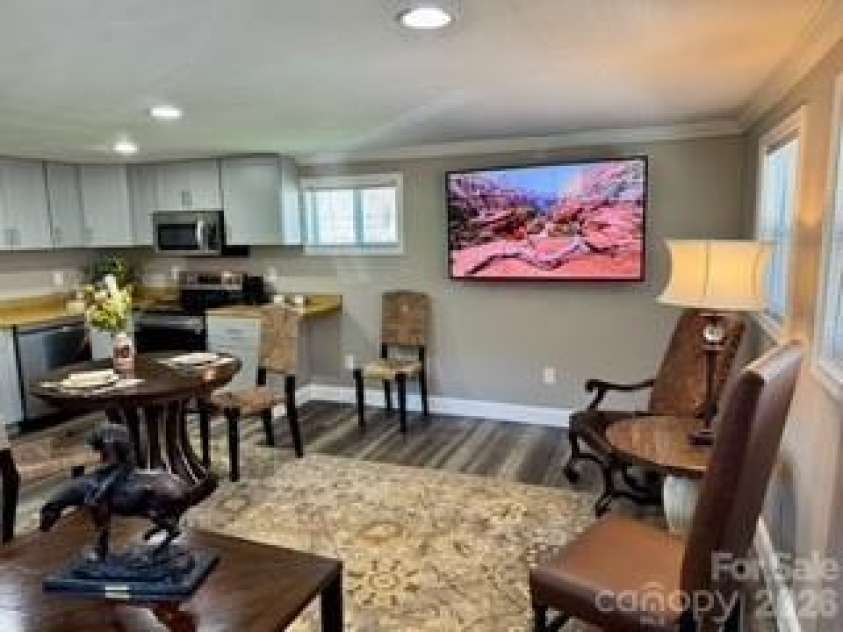 1638 Hughes Gap Road, Bakersville, NC 28705.  MLS# CAR4366317, YatesRealty ID 15310. 