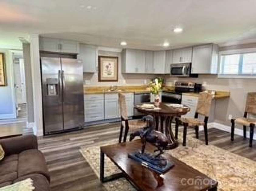 1638 Hughes Gap Road, Bakersville, NC 28705.  MLS# CAR4366317, YatesRealty ID 15310. 