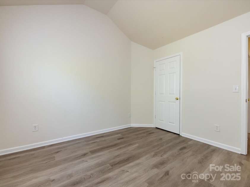 521 Ellingsworth Lane, Charlotte, NC 28214.  MLS# CAR4252479, YatesRealty ID 15310. Bedroom #3