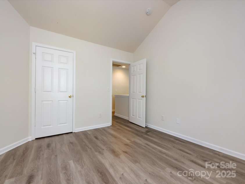 521 Ellingsworth Lane, Charlotte, NC 28214.  MLS# CAR4252479, YatesRealty ID 15310. Bedroom #3