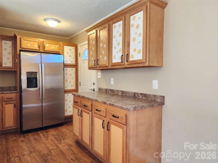 31 Stanley Street, Candler, NC 28715.  MLS# CAR4331105, YatesRealty ID 15311. 