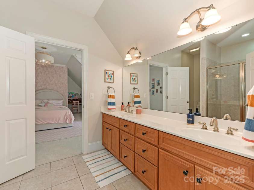 1814 Therrell Farms Road, Waxhaw, NC 28173.  MLS# CAR4257408, YatesRealty ID 15312. Full Bath