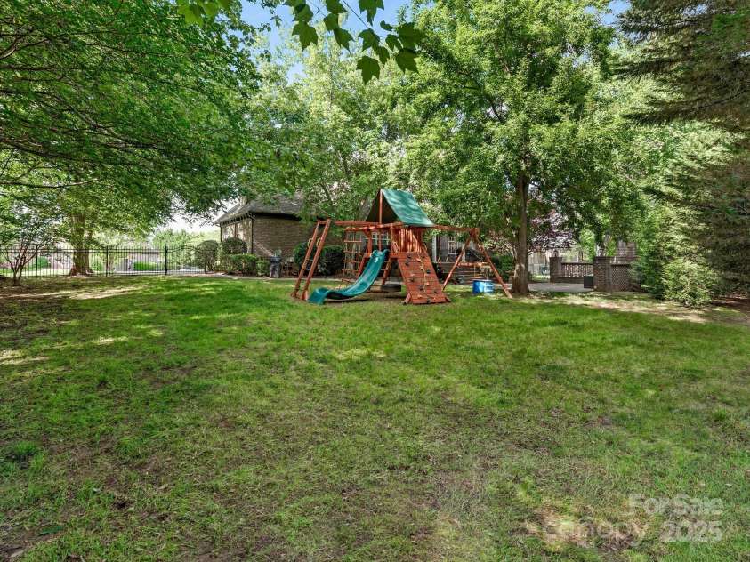 1814 Therrell Farms Road, Waxhaw, NC 28173.  MLS# CAR4257408, YatesRealty ID 15312. Rear Yard