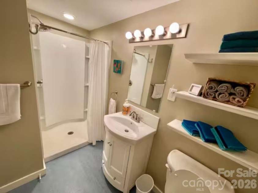 75 Cisco Road, Asheville, NC 28805.  MLS# CAR4277193, YatesRealty ID 15312. 