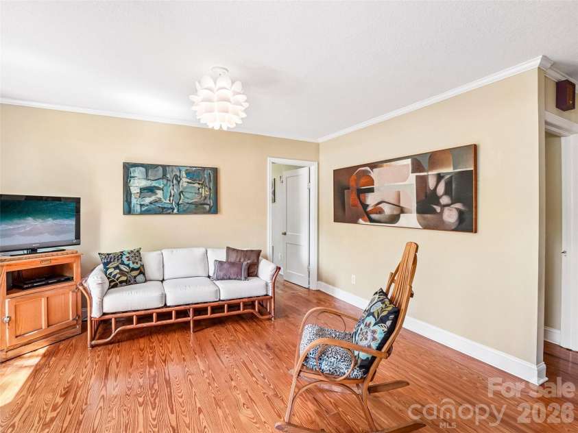 75 Cisco Road, Asheville, NC 28805.  MLS# CAR4425797, YatesRealty ID 15312. 