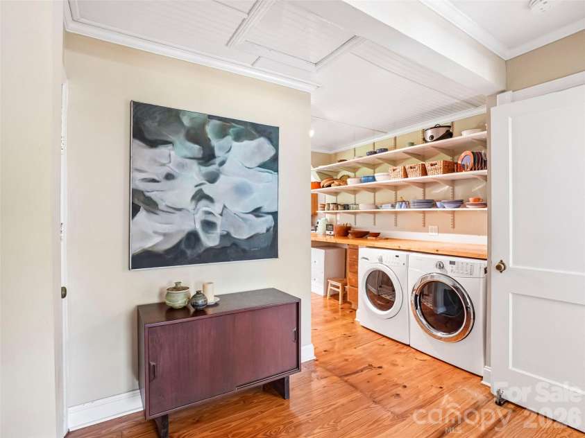 75 Cisco Road, Asheville, NC 28805.  MLS# CAR4425797, YatesRealty ID 15312. Between the main rooms