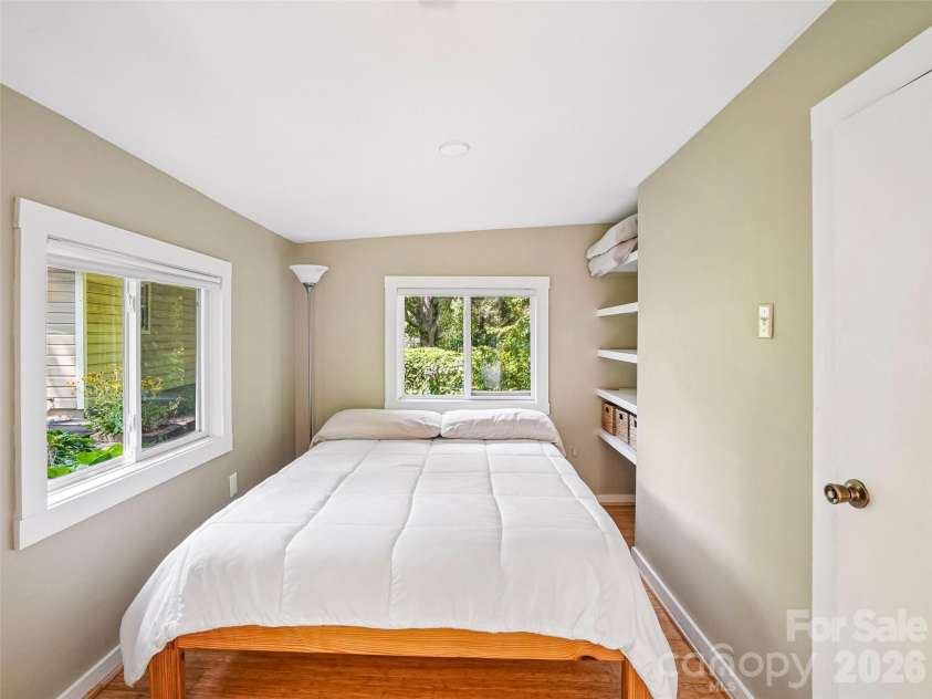 75 Cisco Road, Asheville, NC 28805.  MLS# CAR4425797, YatesRealty ID 15312. Cottage bedroom