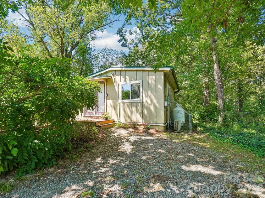 75 Cisco Road, Asheville, NC 28805.  MLS# CAR4425797, YatesRealty ID 15312. Cottage private parking area