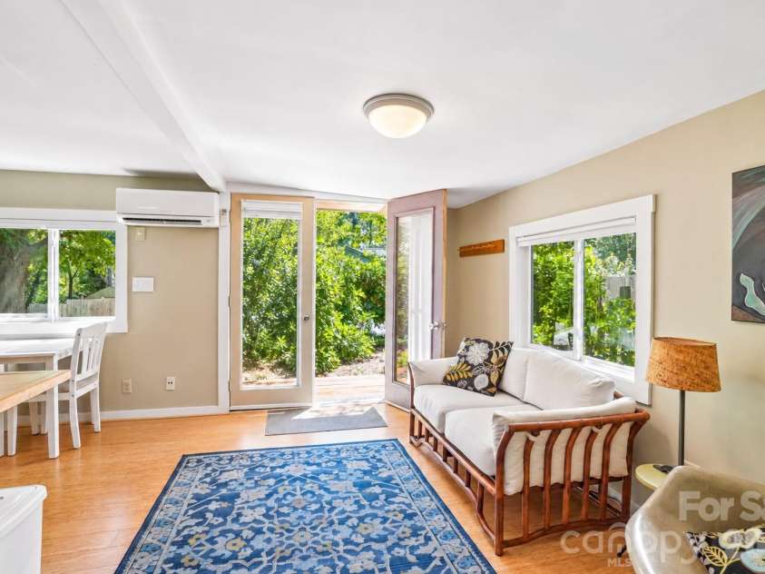 75 Cisco Road, Asheville, NC 28805.  MLS# CAR4425797, YatesRealty ID 15312. Light and bright