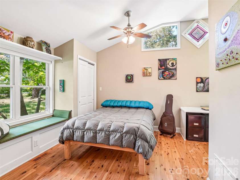 75 Cisco Road, Asheville, NC 28805.  MLS# CAR4425797, YatesRealty ID 15312. Primary suite-North side