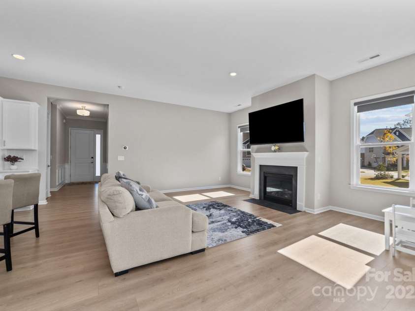 197 Tetcott Street, Mooresville, NC 28115.  MLS# CAR4238933, YatesRealty ID 15313. Family room with lots of natural light
