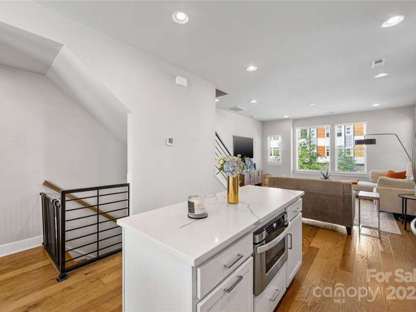 2123 Bryant Park Drive, Charlotte, NC 28208.  MLS# CAR4252518, YatesRealty ID 15314. 