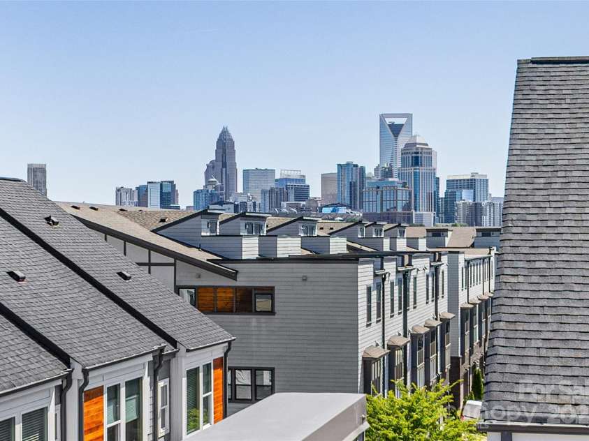 2123 Bryant Park Drive, Charlotte, NC 28208.  MLS# CAR4252518, YatesRealty ID 15314. Amazing views!