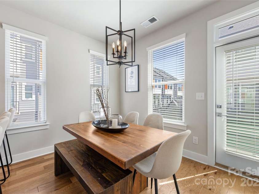 2123 Bryant Park Drive, Charlotte, NC 28208.  MLS# CAR4252518, YatesRealty ID 15314. Tons of windows