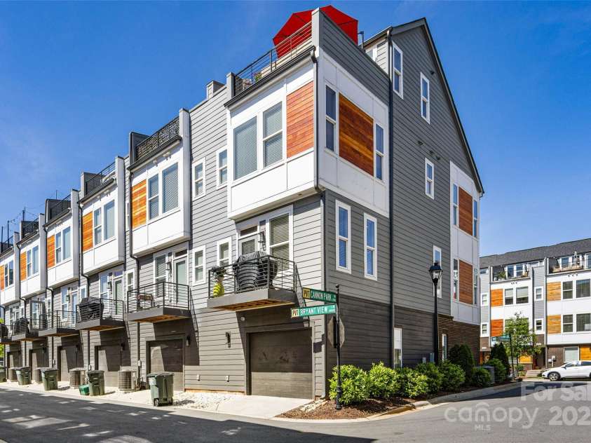 2123 Bryant Park Drive, Charlotte, NC 28208.  MLS# CAR4252518, YatesRealty ID 15314. Two car garage