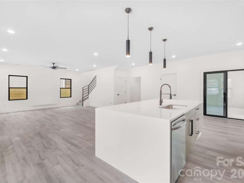 5113 Banfshire Road, Charlotte, NC 28215.  MLS# CAR4390284, YatesRealty ID 15314. 