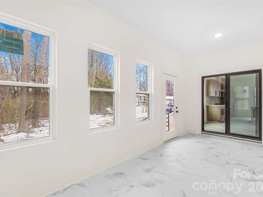 5113 Banfshire Road, Charlotte, NC 28215.  MLS# CAR4390284, YatesRealty ID 15314. 