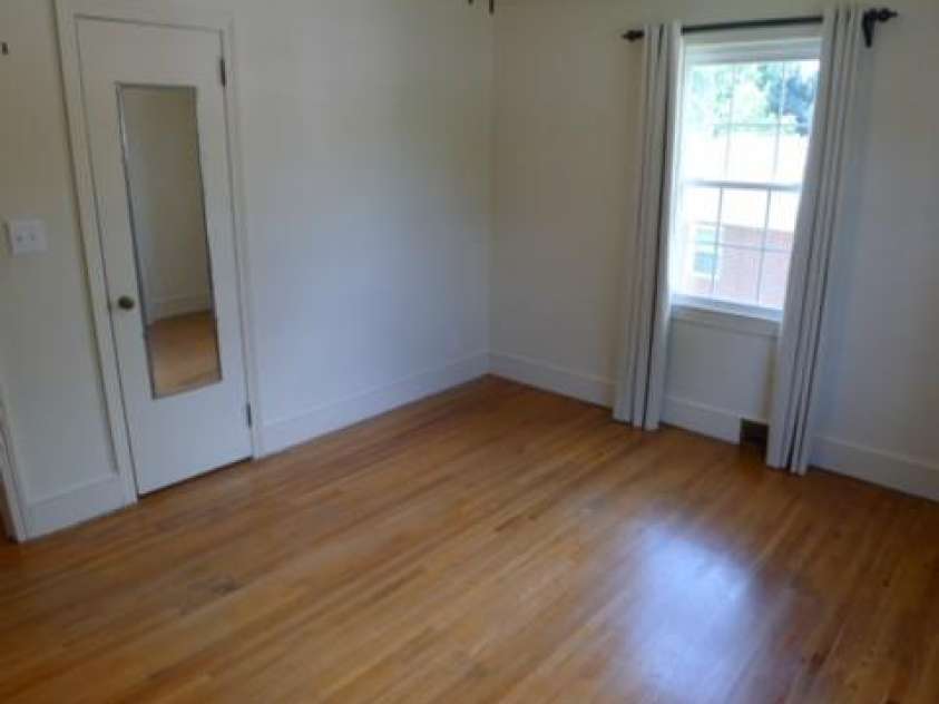 104 Main Street, Jonesville, NC 28642.  MLS# CAR4257586, YatesRealty ID 15316. 