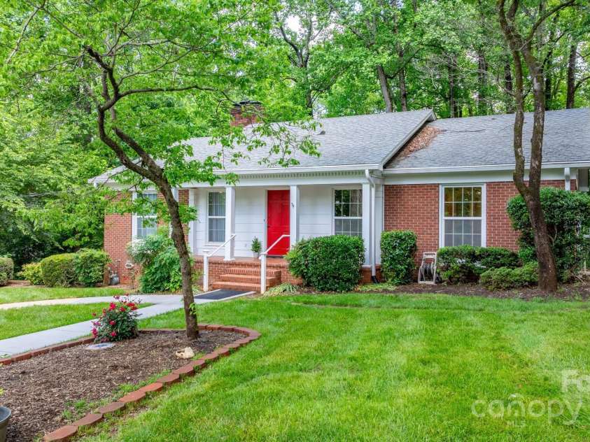 220 Pinehurst Lane, Newton, NC 28658.  MLS# CAR4258457, YatesRealty ID 15317. 