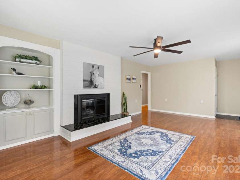 220 Pinehurst Lane, Newton, NC 28658.  MLS# CAR4258457, YatesRealty ID 15317. Front Family Room