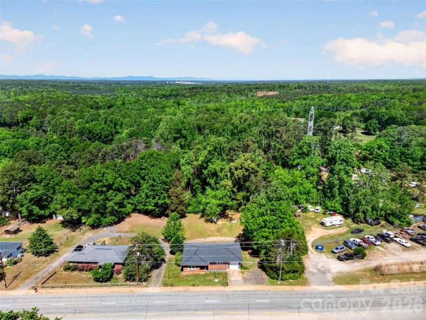 4853 Main Street, Cowpens, SC 29330.  MLS# CAR4372976, YatesRealty ID 15318. 