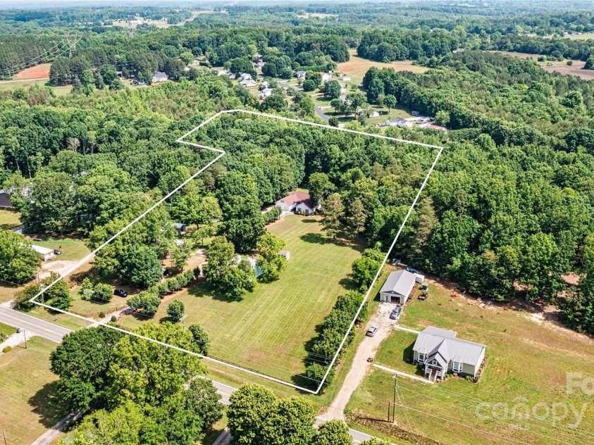 6992 Sherrills Ford Road, Sherrills Ford, NC 28673.  MLS# CAR4259782, YatesRealty ID 15318. Aerial of plat