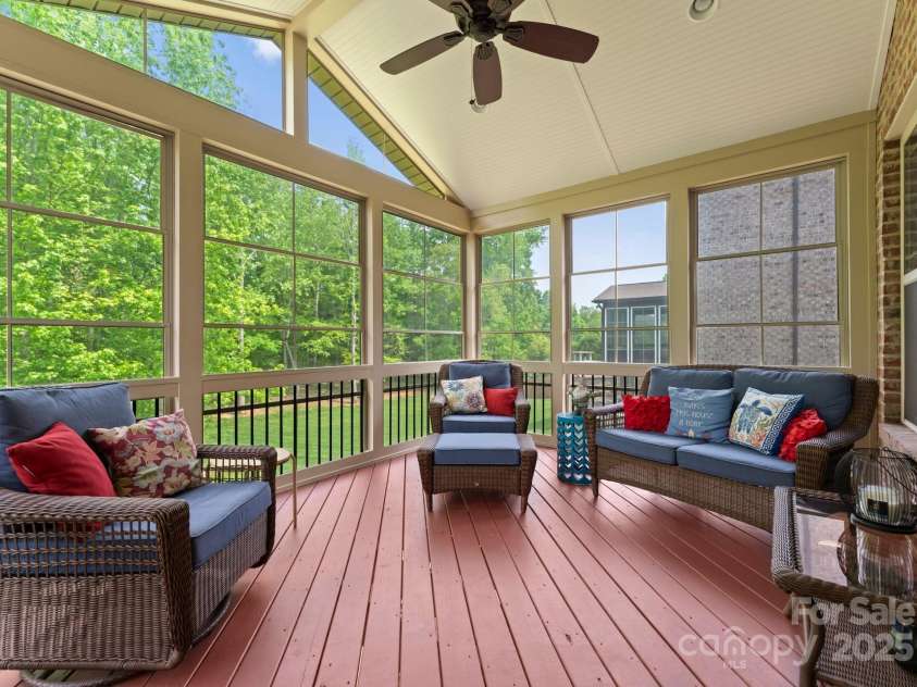 2606 Walker Road, Matthews, NC 28105.  MLS# CAR4258794, YatesRealty ID 15319. 