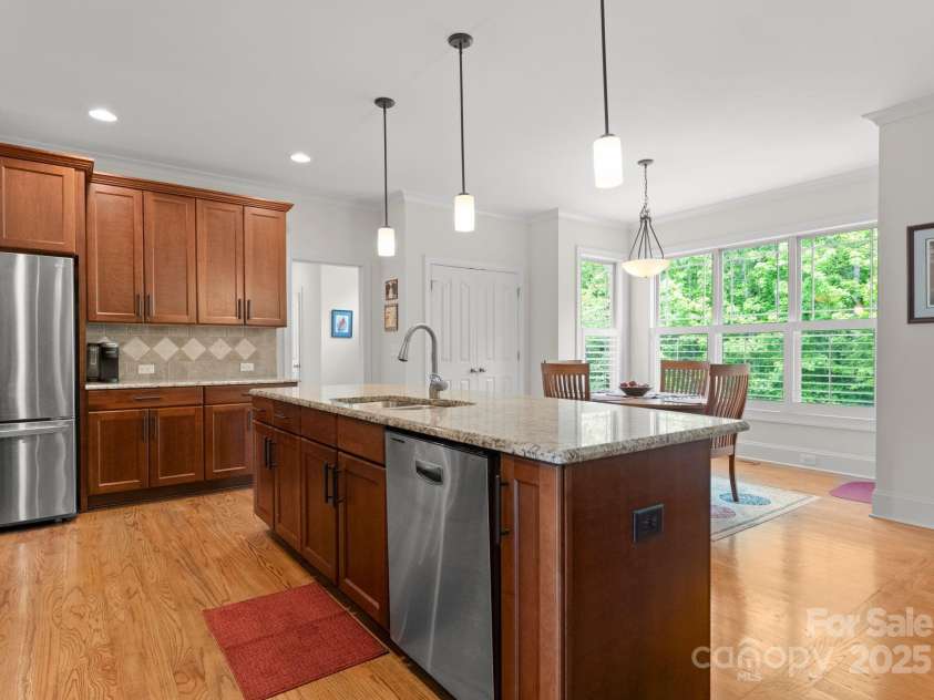 2606 Walker Road, Matthews, NC 28105.  MLS# CAR4258794, YatesRealty ID 15319. 