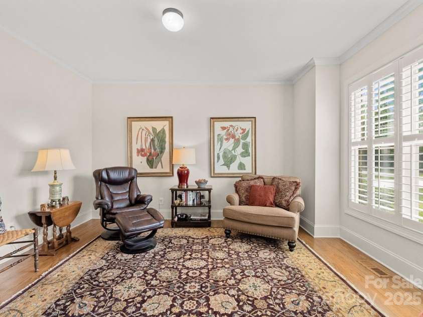 2606 Walker Road, Matthews, NC 28105.  MLS# CAR4258794, YatesRealty ID 15319. 