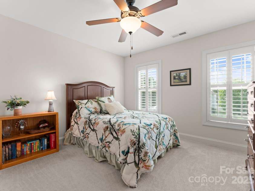 2606 Walker Road, Matthews, NC 28105.  MLS# CAR4258794, YatesRealty ID 15319. 