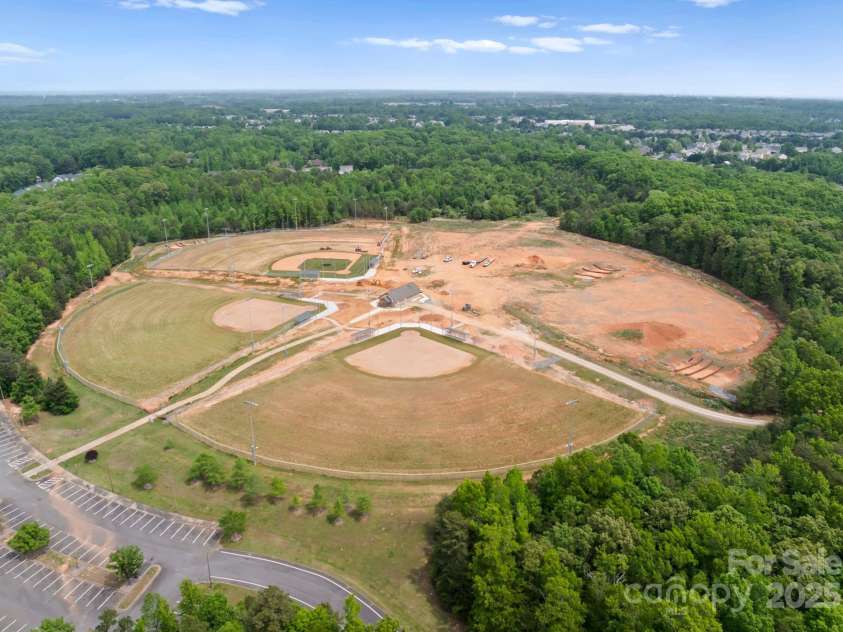 2606 Walker Road, Matthews, NC 28105.  MLS# CAR4258794, YatesRealty ID 15319. 