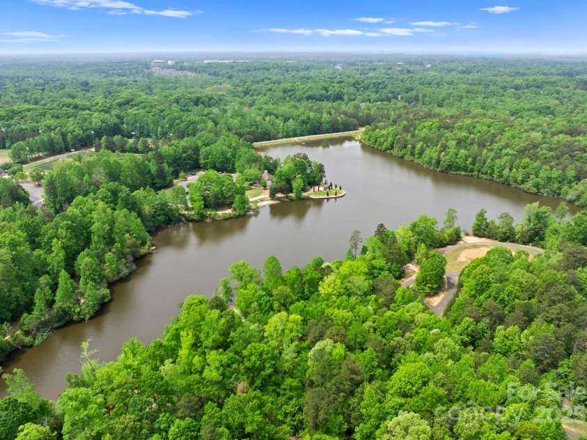 2606 Walker Road, Matthews, NC 28105.  MLS# CAR4258794, YatesRealty ID 15319. 