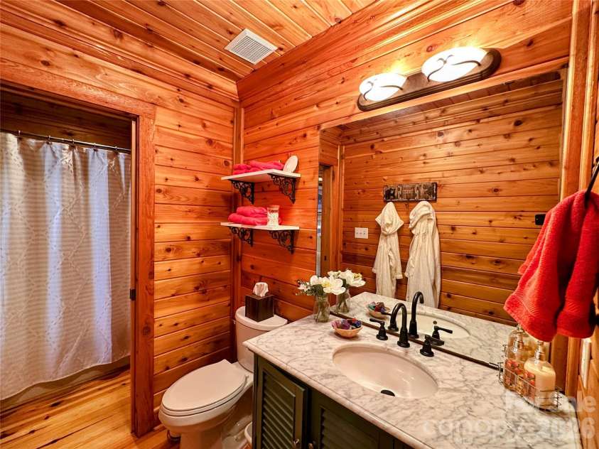 454 Fallen Tree Lane, Mill Spring, NC 28756.  MLS# CAR4371393, YatesRealty ID 15320. 
