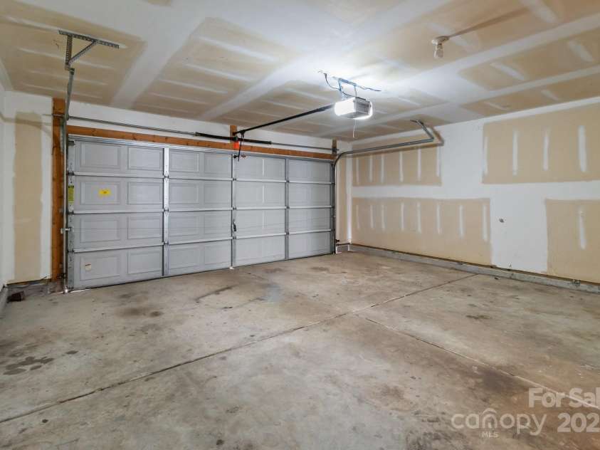 603 Smokehouse Lane, Albemarle, NC 28001.  MLS# CAR4233663, YatesRealty ID 15320. 