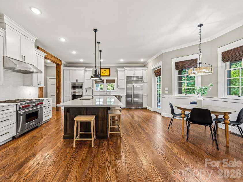 1 Cedar Chine Drive, Asheville, NC 28803.  MLS# CAR4393411, YatesRealty ID 15321. 